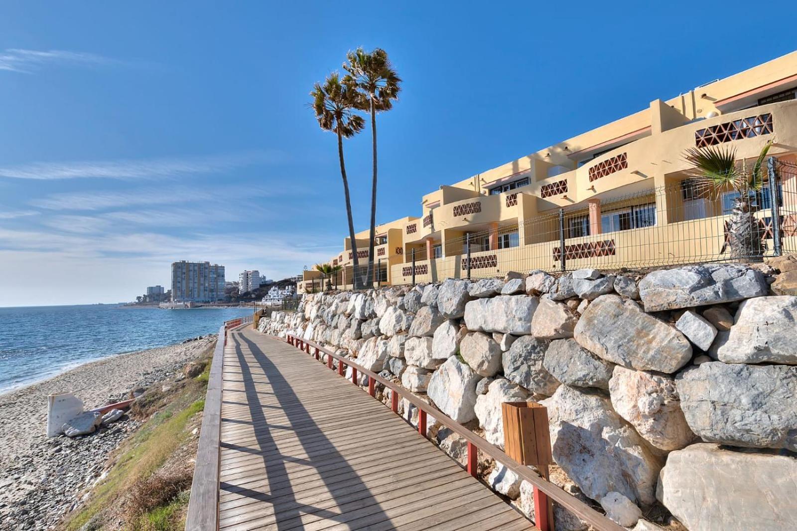 Beachfront Dona Lola Apartamento *