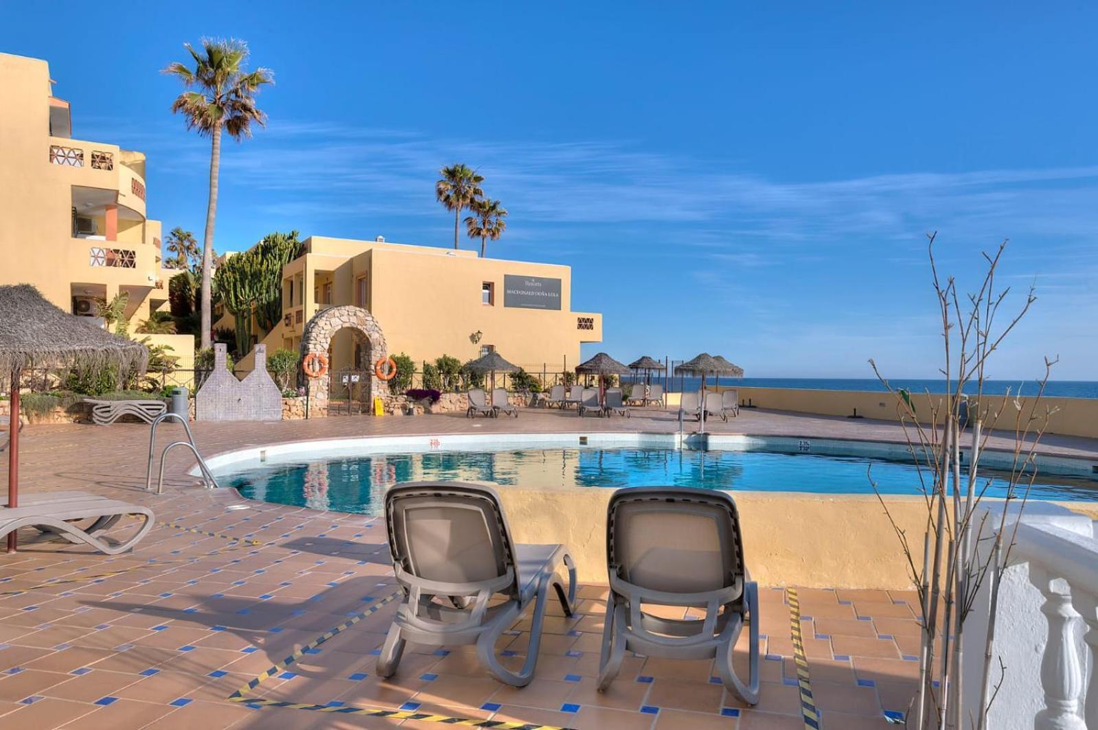 Apartment Beachfront Dona Lola